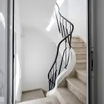 Casa Inglesa 3 *